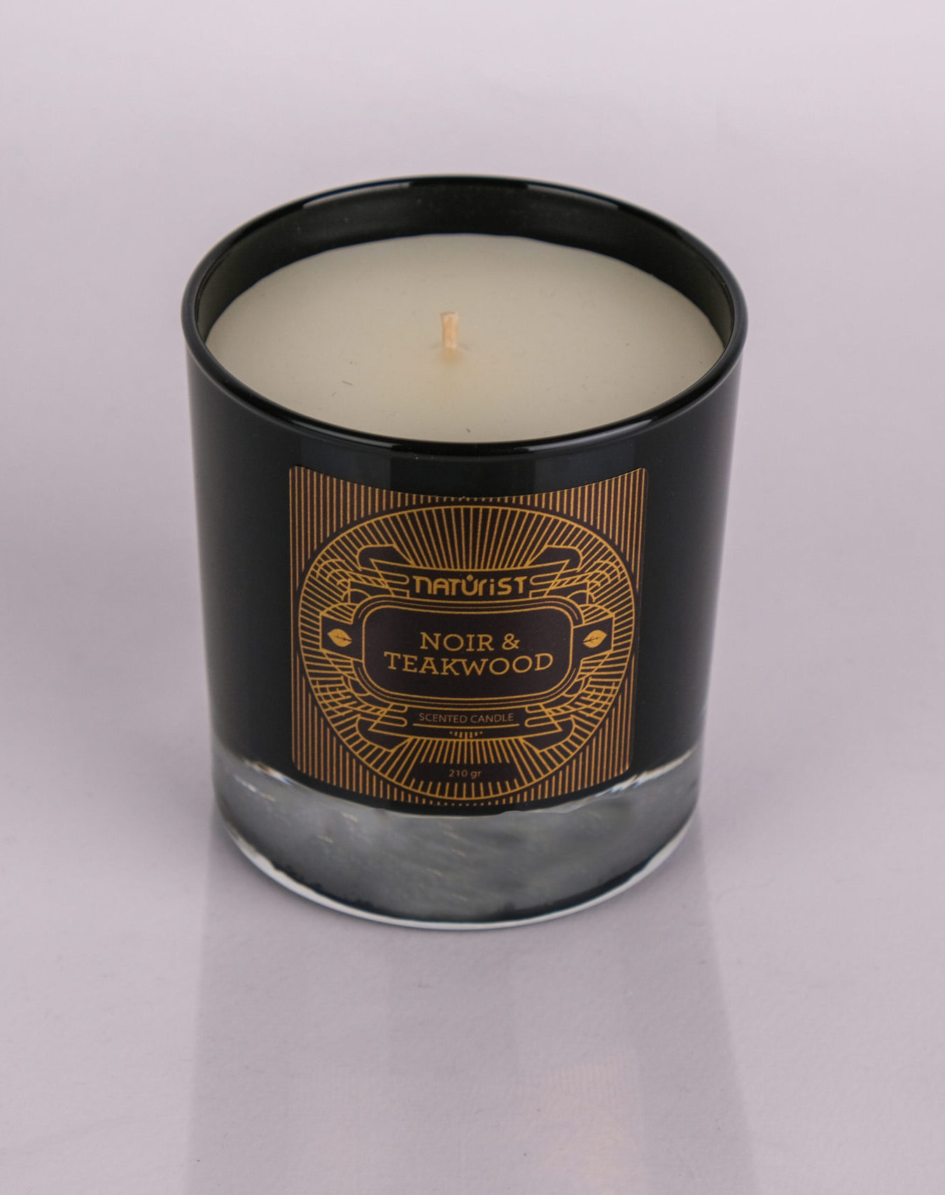 Naturist Scented Candle Art Noir & Teakwood 210 gr - Görsel 4